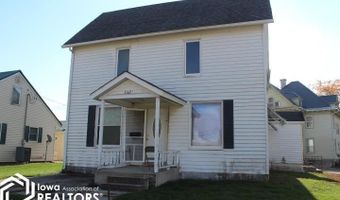 810 Park Ave, Ackley, IA 50601