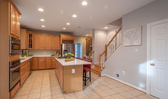 42824 EARLY LIGHT Pl, Ashburn, VA 20148