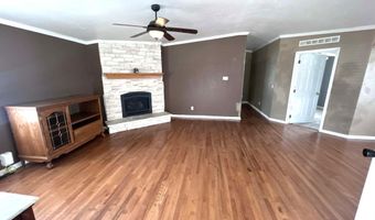 117 W Wapello St, Agency, IA 52530