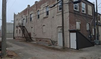 112 N Madison Ave, Aurora, MO 65605