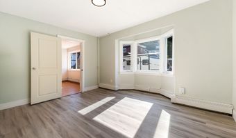 44 Sixth St, Auburn, ME 04210