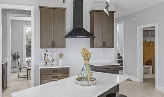 371 Narrow Shore Rd, Aydlett, NC 27916