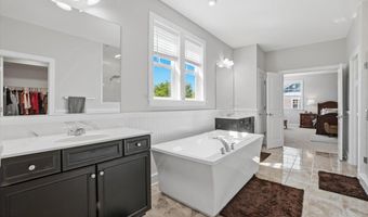 40777 FOXTAIL FIELDS Dr, Aldie, VA 20105