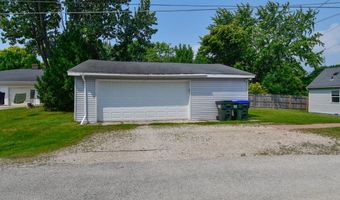 1314 NAVARINO St, Algoma, WI 54201