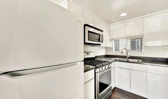328-30 9th St, Del Mar, CA 92014