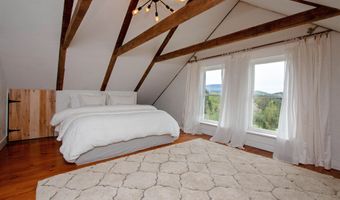 87 Porter Rd, Bath, NH 03740