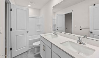 1122 Aviator Ln, Ayden, NC 28513