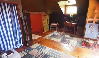 759 Young's Corners Rd, Amsterdam, NY 12010