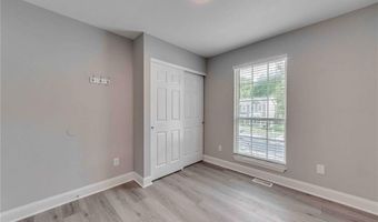417 Elm Crossing Ct, Ballwin, MO 63021