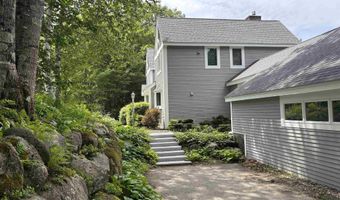 20 Merrill Rd, Campton, NH 03223
