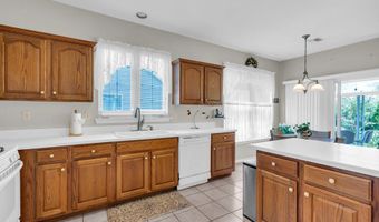 27 Valley Stream Pl, Barnegat, NJ 08005