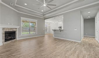 2302 SW Cadwell Ave, Bentonville, AR 72713
