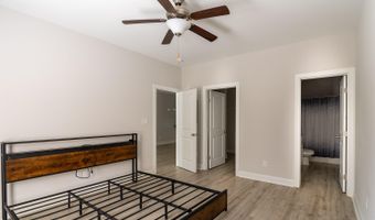 1227 University Ln E, Aiken, SC 29801