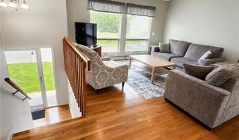 42 Jamestown Blvd, Narragansett, RI 02882
