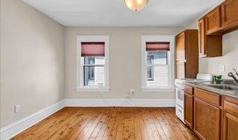 16 Isham St, Burlington, VT 05401