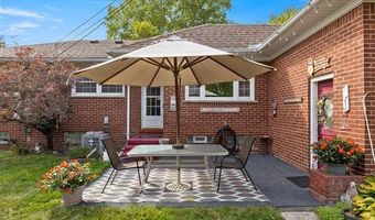 9869 Melbourne Ave, Allen Park, MI 48101