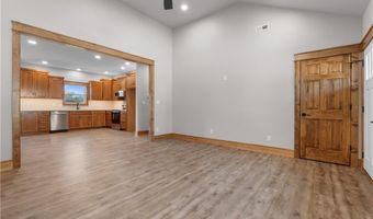 304 N Mulberry St, Adrian, MO 64720