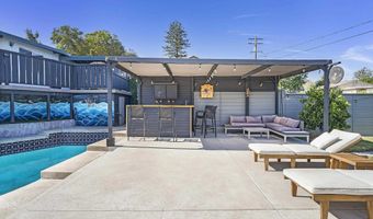 6784 Alamo Way, La Mesa, CA 91942