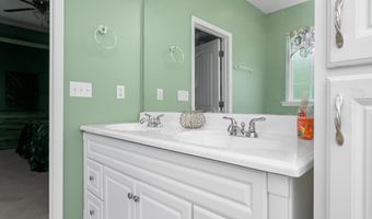 715 Tudor Ln, Boiling Springs, SC 29316