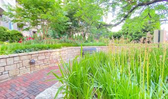 7111 WOODMONT Ave 103, Bethesda, MD 20815