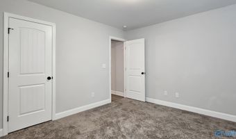 16504 Eden Dr, Athens, AL 35613