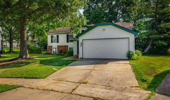 237 Valleyoak Ct, Ballwin, MO 63021