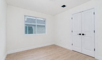 378 Atlantic Ave, Staten Island, NY 10305