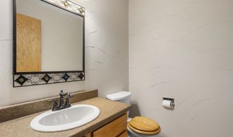 827 E WINDFIELD Pl, Appleton, WI 54911