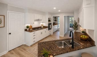 109 Park Ln, Brandon, MS 39047