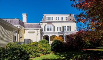 45 Ayrault St 5, Newport, RI 02840