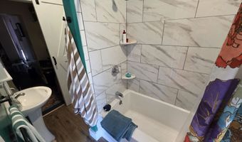 47 Granite St, Barre, VT 05641