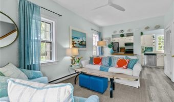 97 Narragansett Ave C4, Newport, RI 02840