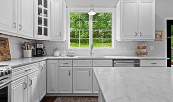 1730 Timber Trl, Ann Arbor, MI 48103