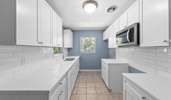 378 PLAZA, Atlantic Beach, FL 32233