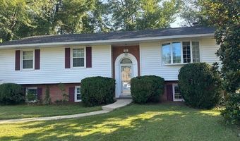 8502 WOODBINE Ln, Annandale, VA 22003