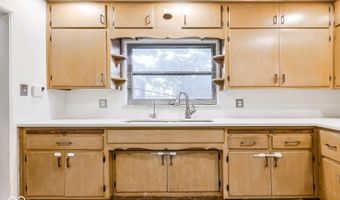 6607 Irwin Dr, Indianapolis, IN 46219