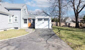 15 Kenton Ave, East Providence, RI 02916