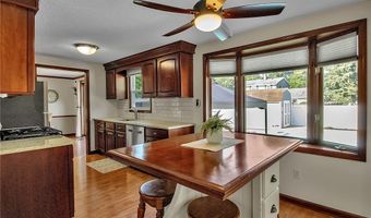 36 Schimwood Dr, Amherst, NY 14068
