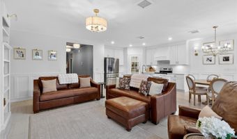 1256 OAK VALLEY Dr, Auburndale, FL 33823