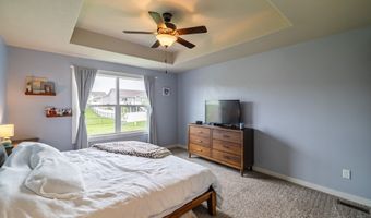 1304 S 10th St, Adel, IA 50003