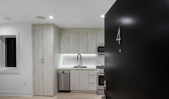 4 R St NW 4, Washington, DC 20001