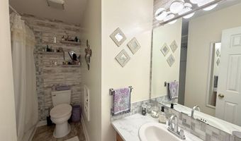 1405 Pebblewood Dr, Adel, GA 31620