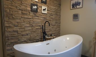 104 Summer St, Berlin, NH 03570