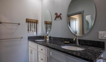 5 Cowboy Dr, Clark, WY 82435