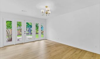 18 Rollins Pl, Atmore, AL 36502