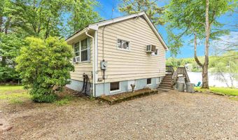 16 Clark Island Rd, Amherst, NH 03031
