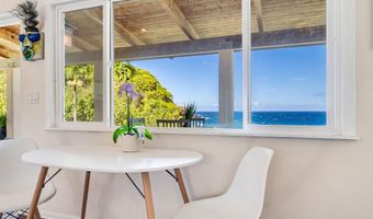 1004 N Honokala Rd B, Haiku, HI 96708