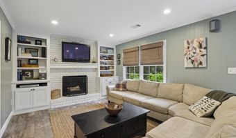 6879 Vic Ar Rd, Atlanta, GA 30360