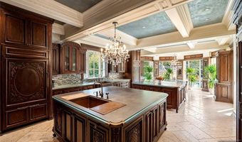 31 Rio Vista Dr, Alpine, NJ 07620