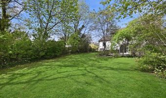 49 Forrest Pl, Amityville, NY 11701